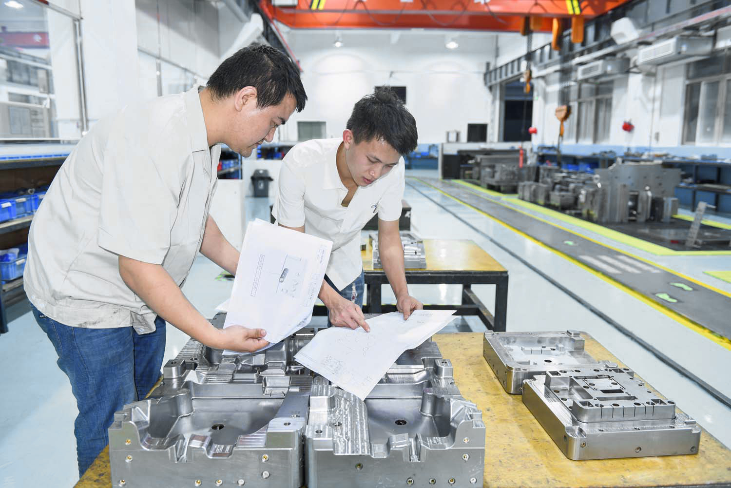 Mold Assembly Center